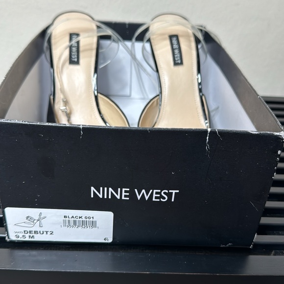 Black Heels w/Strap around Ankle - Picture 6 of 7